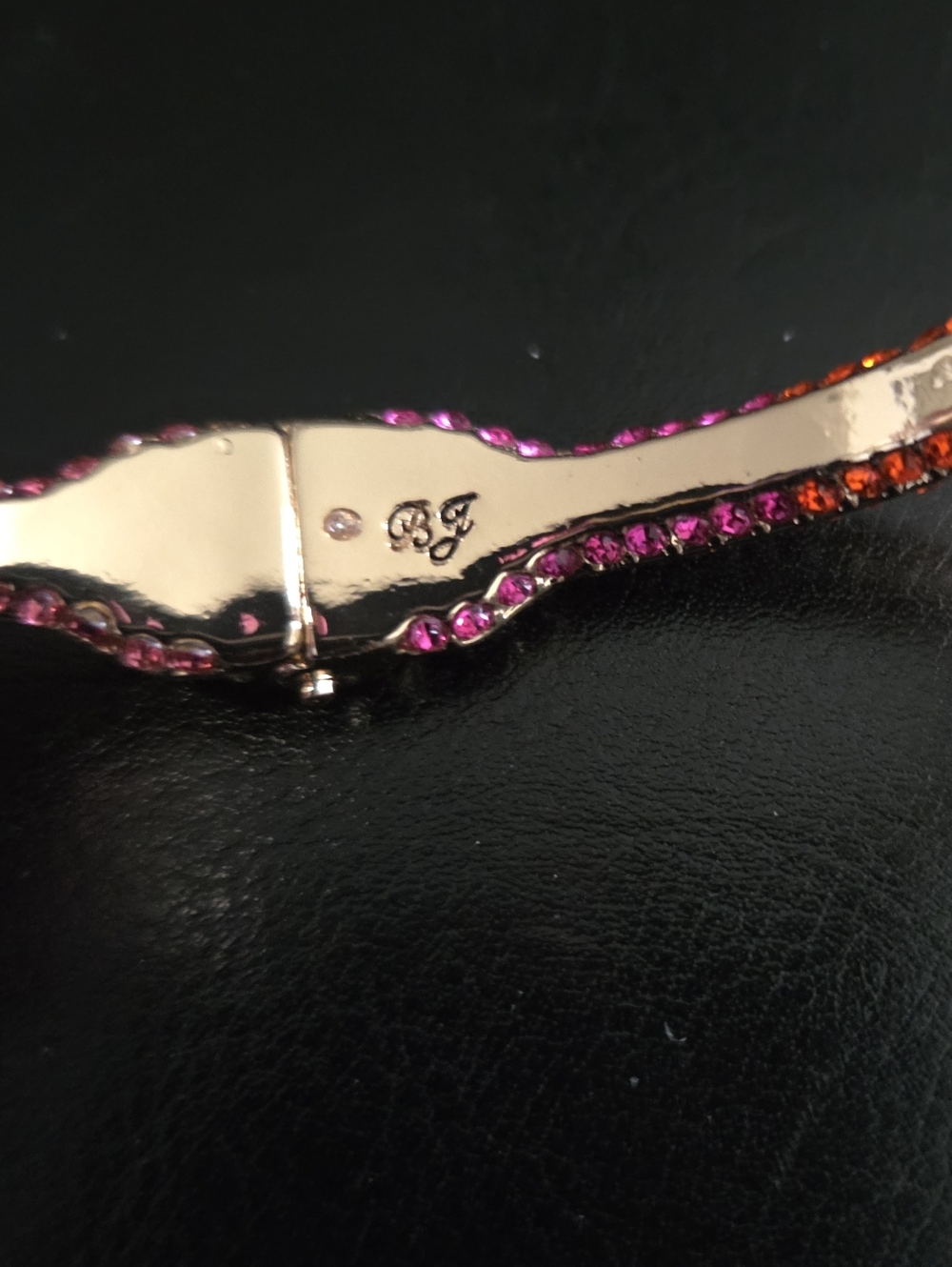 Betsey Johnson Rainbow Crystal Pencil Hinged Bangle - Picture 4 of 6